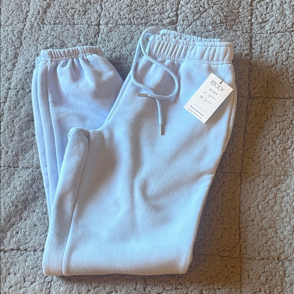 #149 - NWT - "Cotton ON" - Body Plush Essential Gym Sweatpant